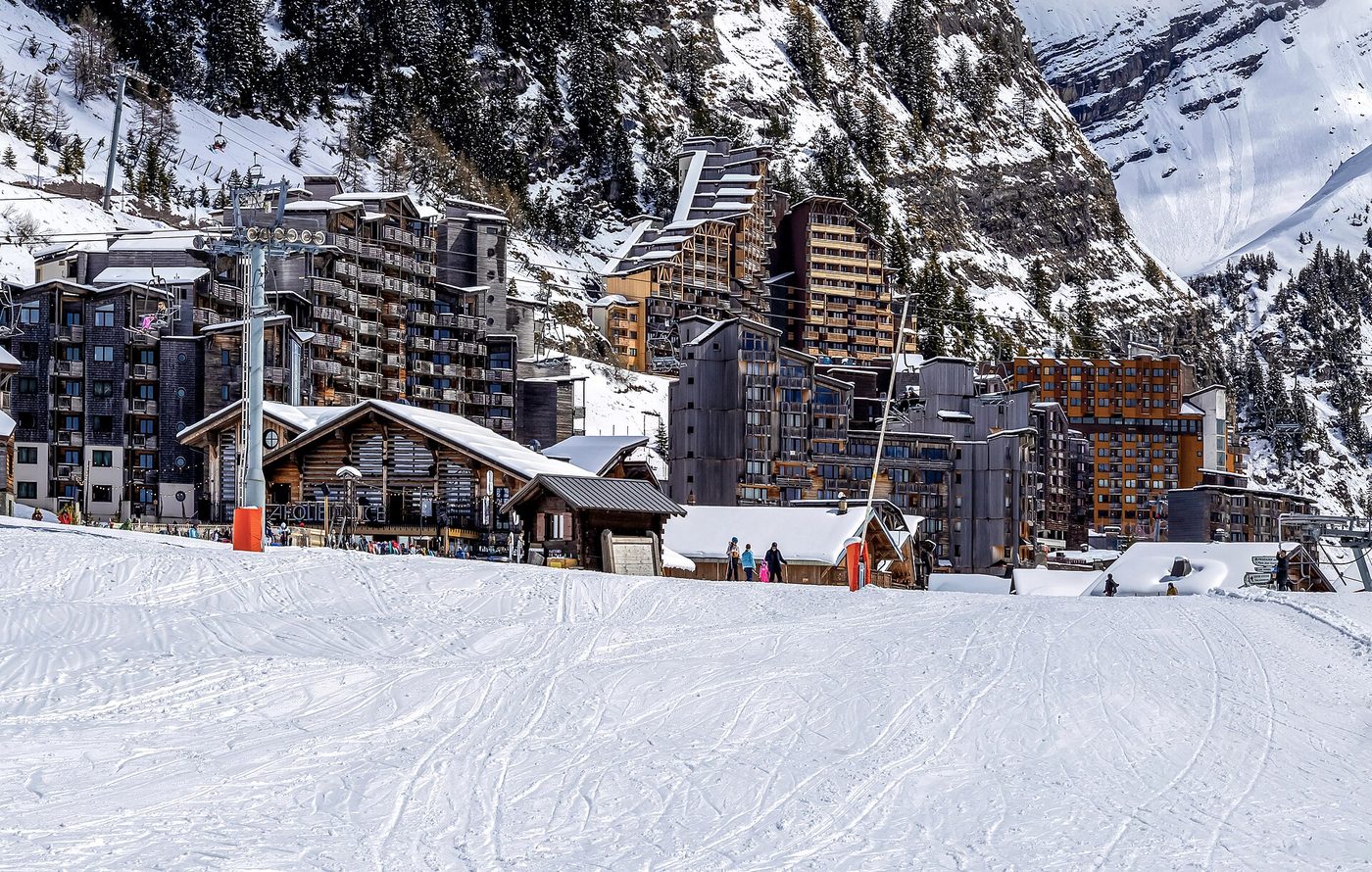 The ski-in/ski-out piste running through Avoriaz village with the resort's distinctive timber-clad buildings on either side